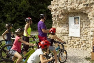  Descubrimiento de Sylve Benile 